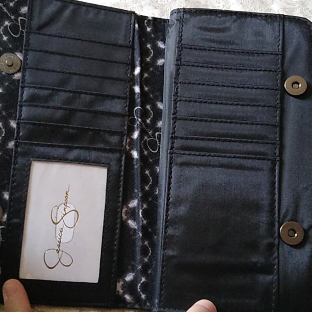 Wallet - Picture 5 of 6